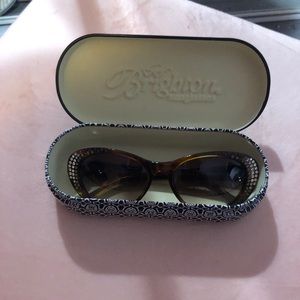 Women’s sunglasses